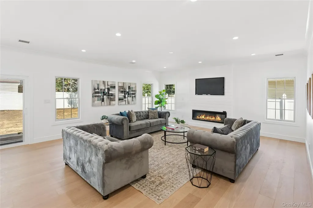 1222 Powell Avenue North Merrick NY 11566