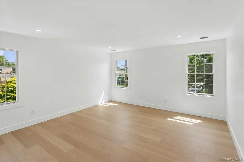 1222 Powell Avenue North Merrick NY 11566