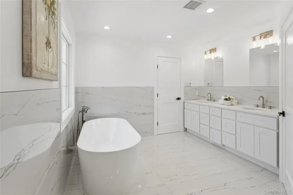1222 Powell Avenue North Merrick NY 11566