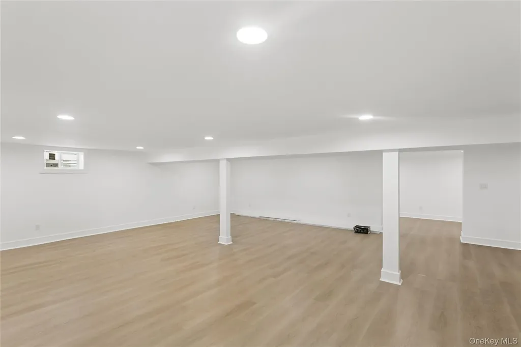 1222 Powell Avenue North Merrick NY 11566
