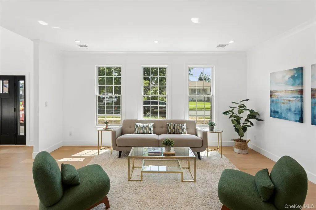 1222 Powell Avenue North Merrick NY 11566
