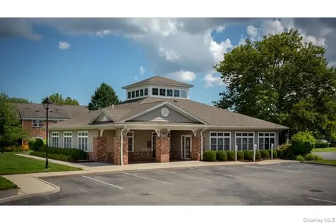 155 Westwood Drive Westbury NY 11590