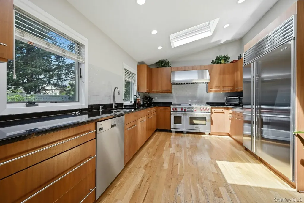 58 Reeve Road Rockville Centre NY 11570