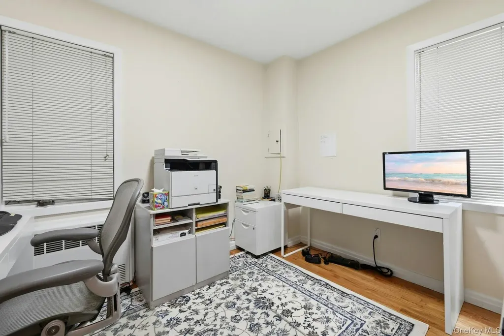58 Reeve Road Rockville Centre NY 11570