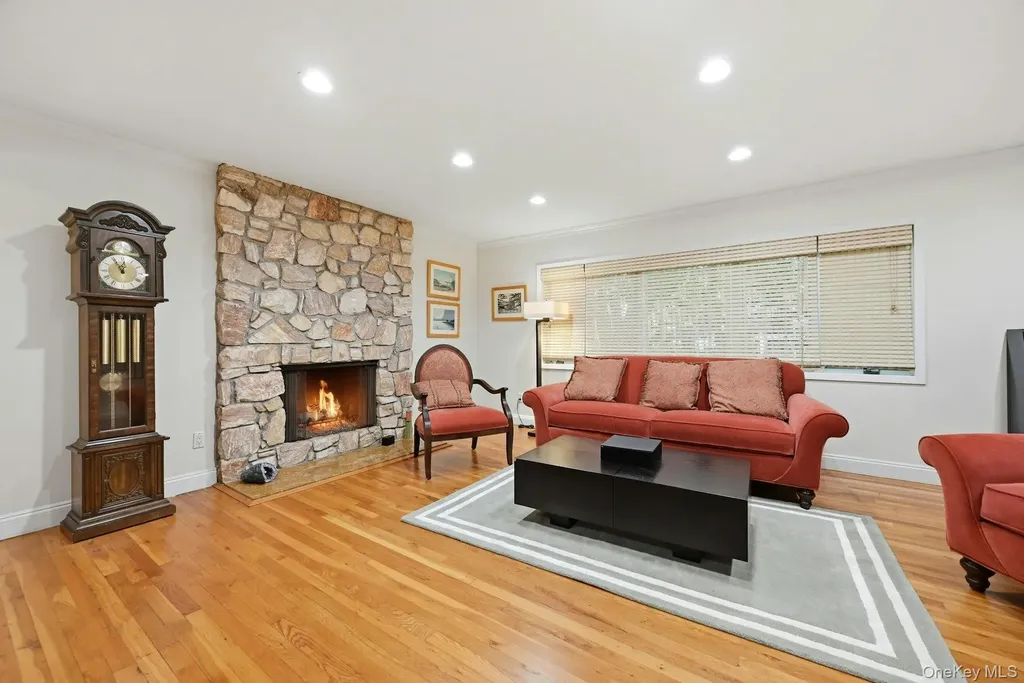 58 Reeve Road Rockville Centre NY 11570