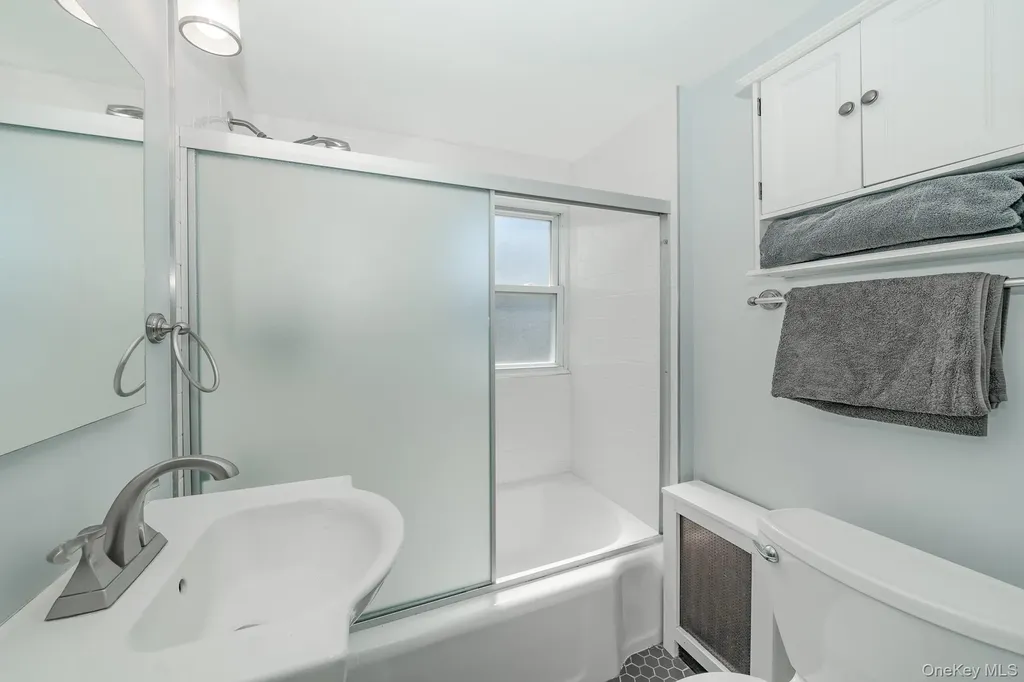 14 Milton Court Rockville Centre NY 11570