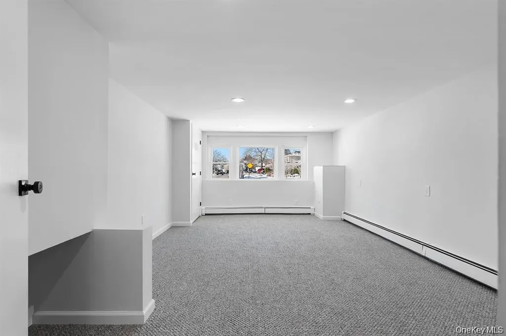 53 Elizabeth Drive Bethpage NY 11714
