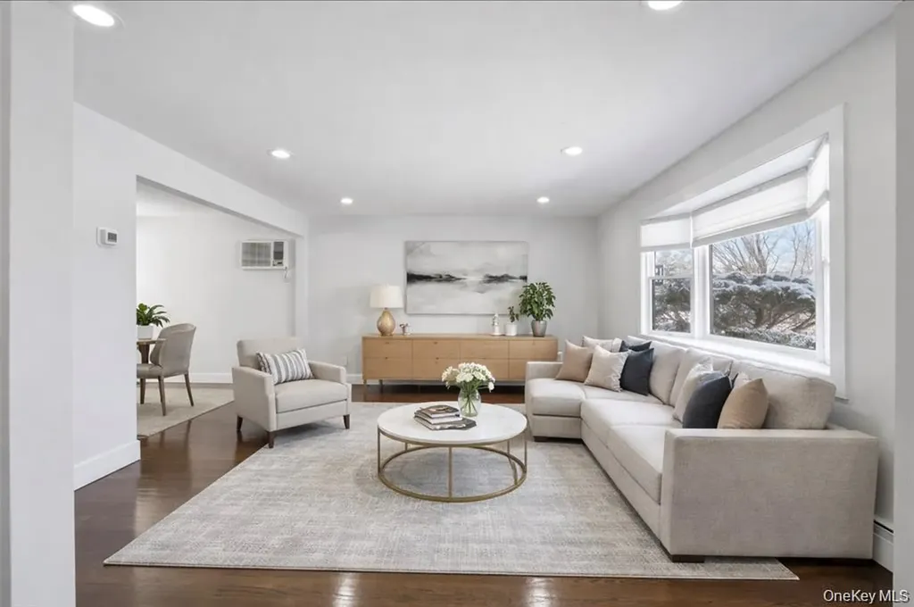 53 Elizabeth Drive Bethpage NY 11714