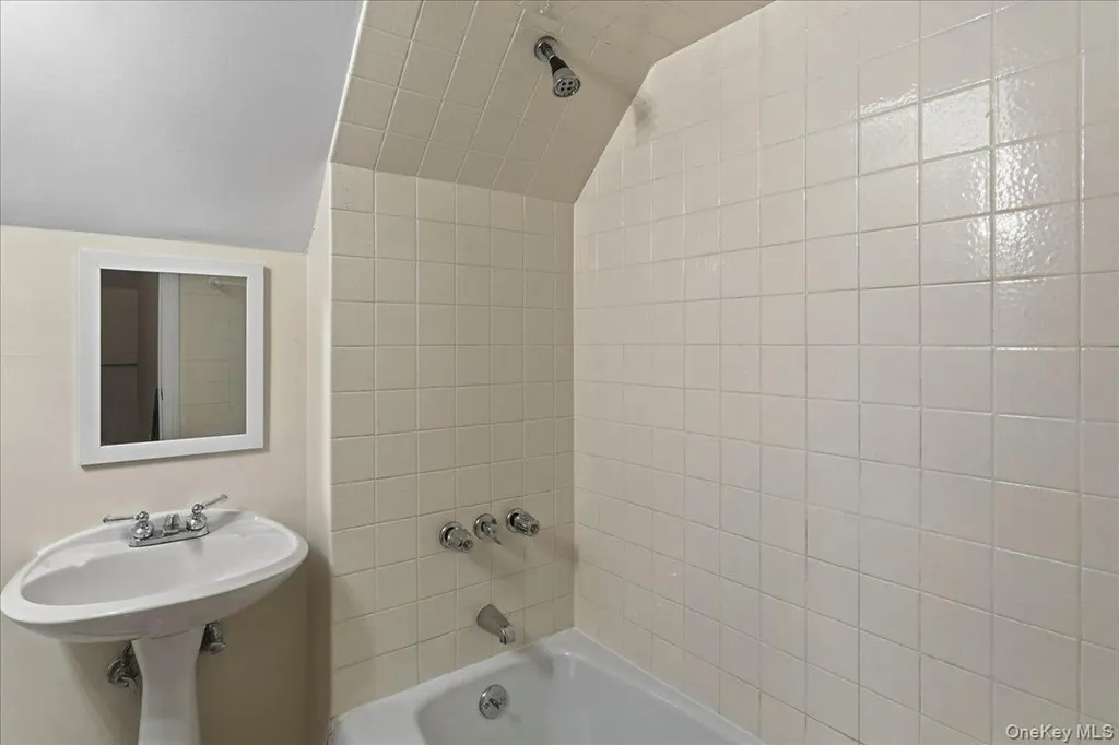 194 Lincoln Place Eastchester NY 10709
