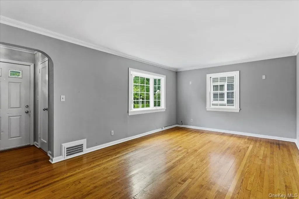 194 Lincoln Place Eastchester NY 10709