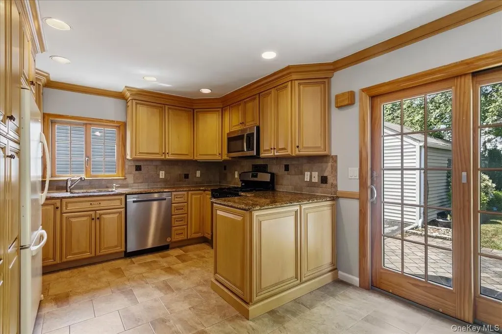 194 Lincoln Place Eastchester NY 10709