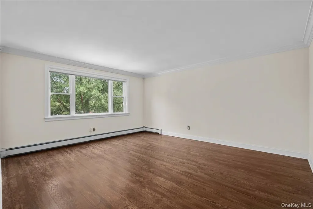 1184 Rhinelander Avenue Bronx NY 10461