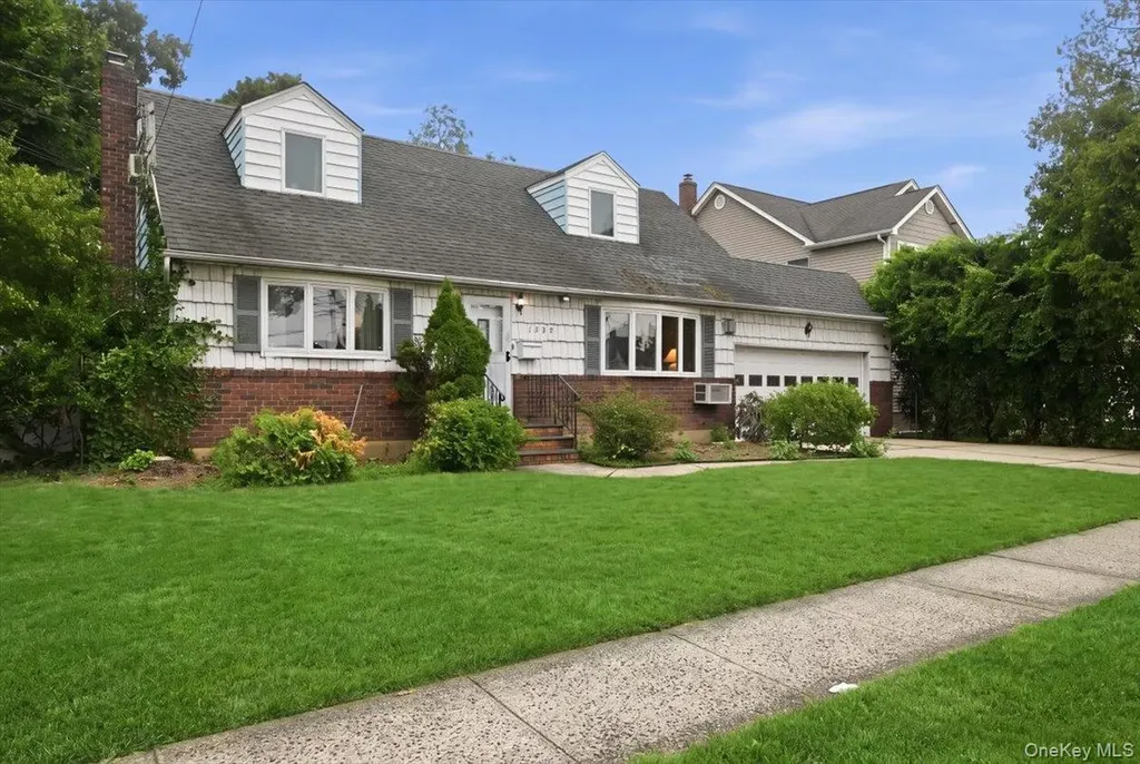 1935 Lenox Avenue East Meadow NY 11554