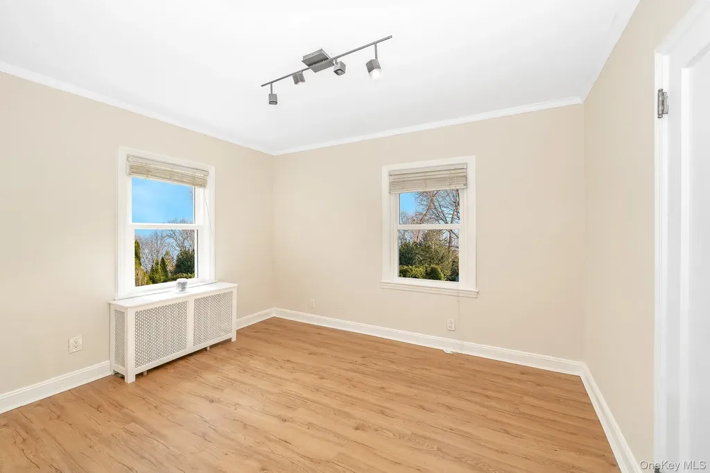 14 Milton Court Rockville Centre NY 11570