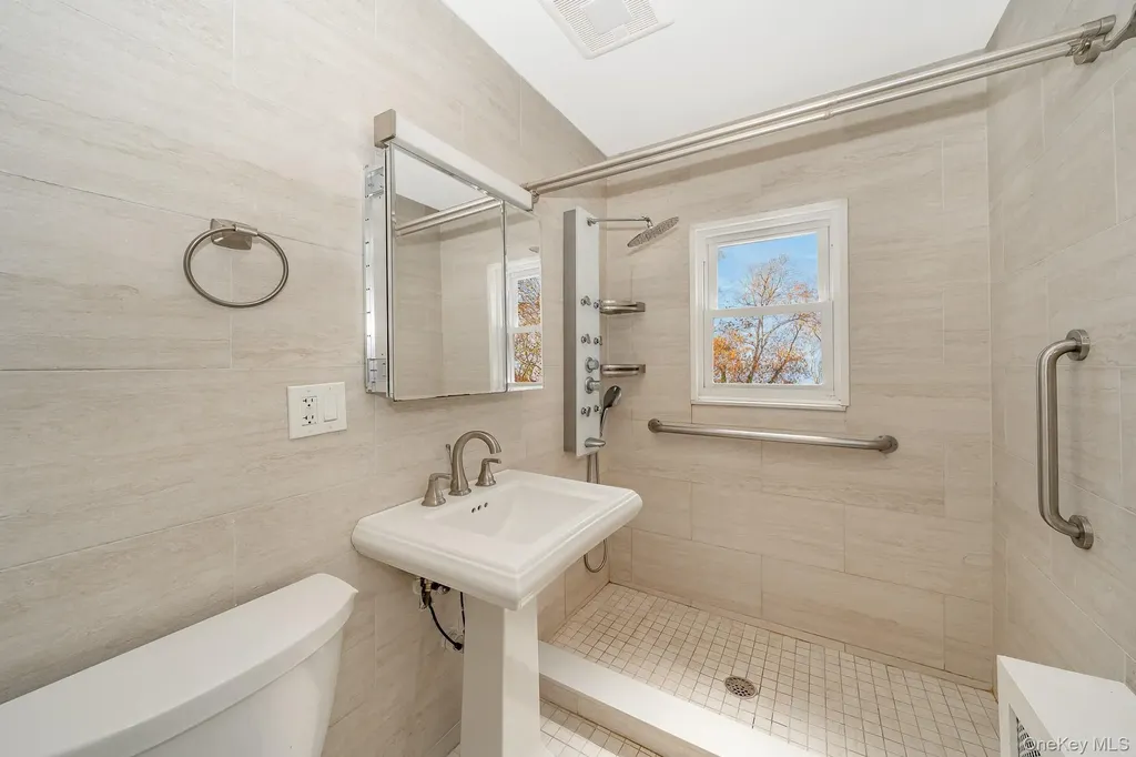 14 Milton Court Rockville Centre NY 11570