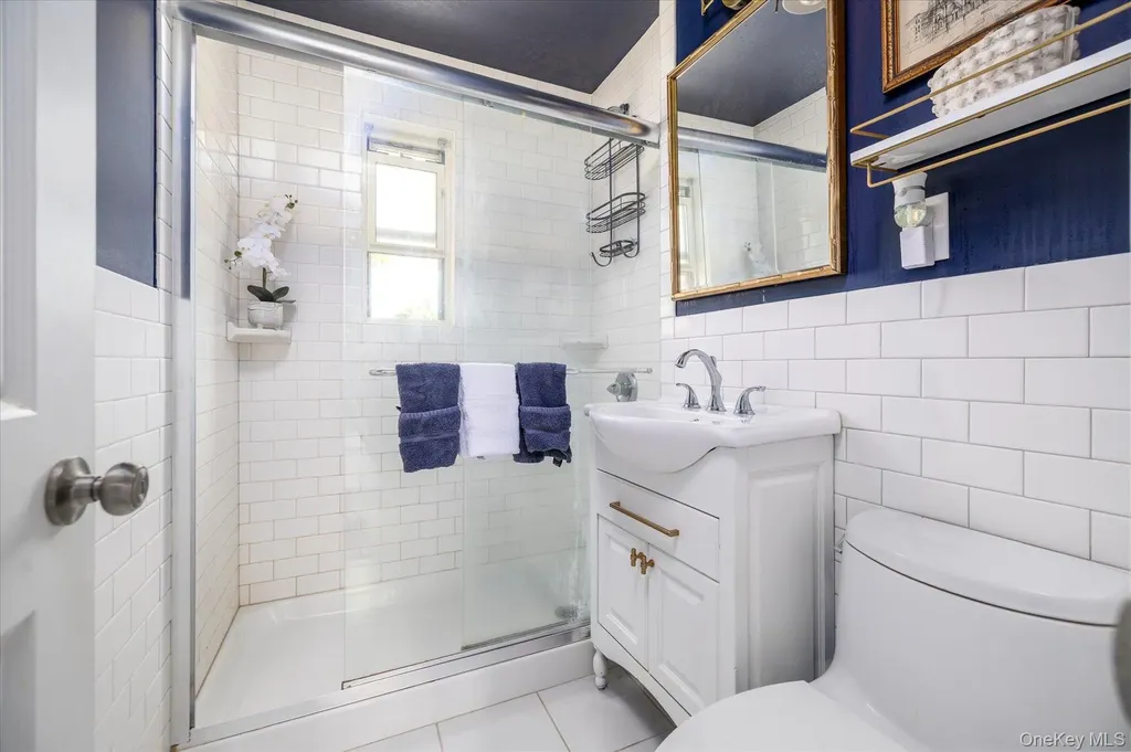 411 Merrick Road Rockville Centre NY 11570