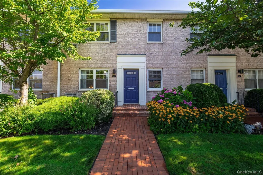 411 Merrick Road Rockville Centre NY 11570