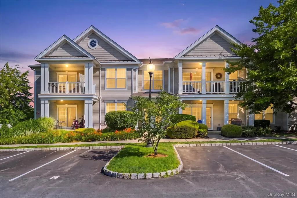 418 Saratoga Lane Fishkill NY 12524