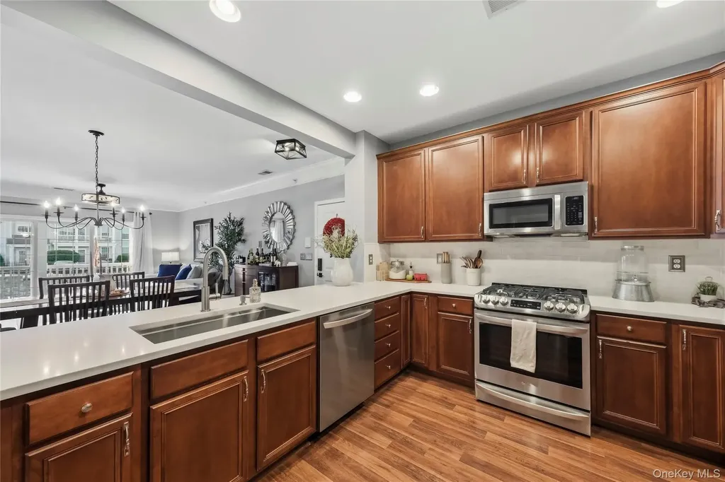 418 Saratoga Lane Fishkill NY 12524