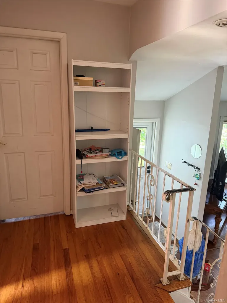 172 N Walnut Street Massapequa NY 11758