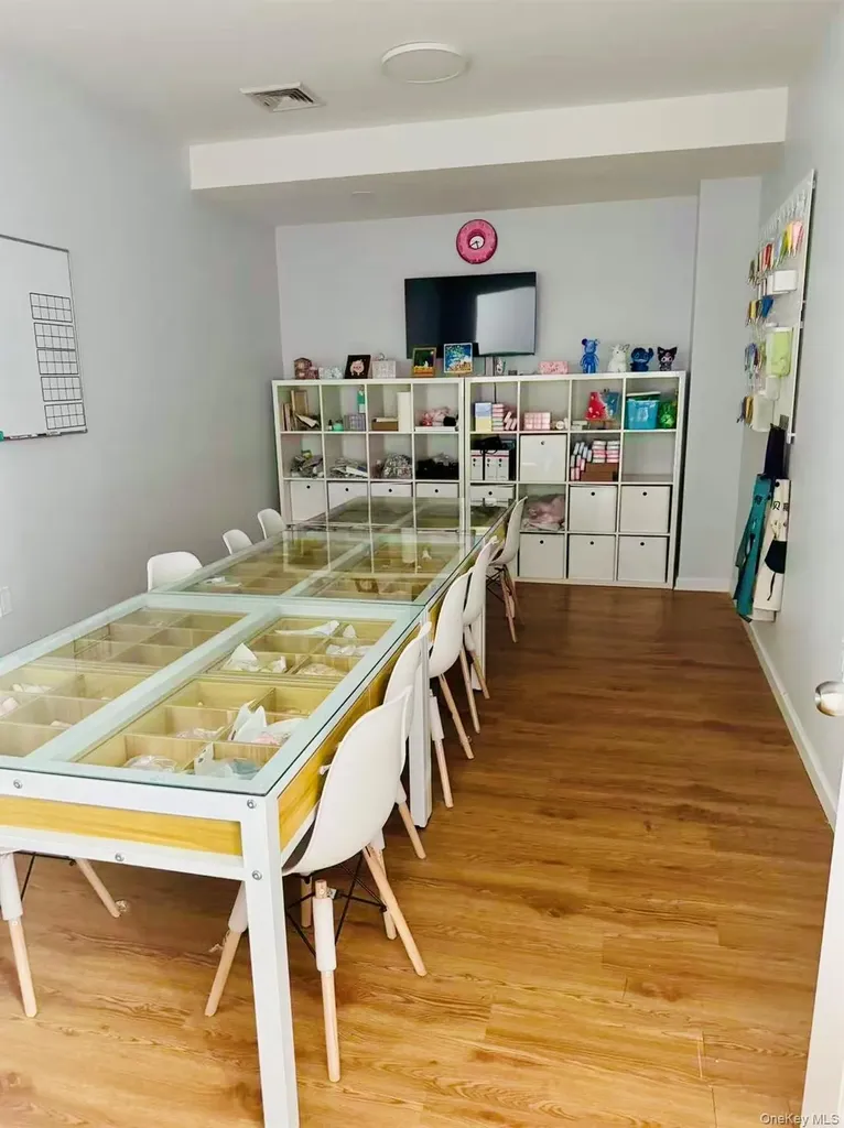 25-32 168th Street Flushing NY 11358