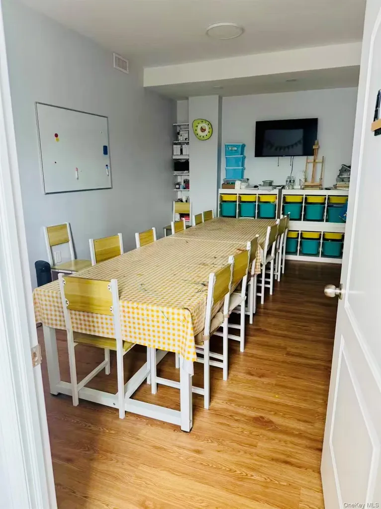 25-32 168th Street Flushing NY 11358
