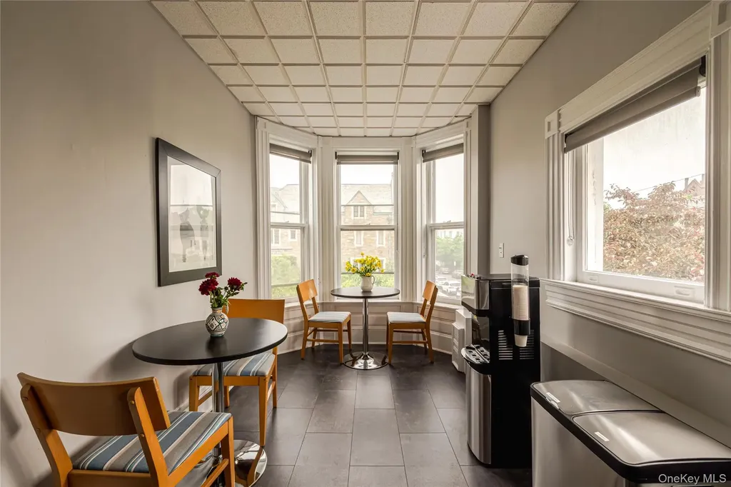 437 E Allen Street Hudson NY 12534