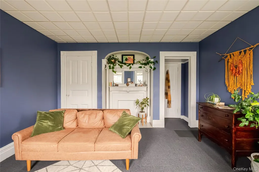 437 E Allen Street Hudson NY 12534