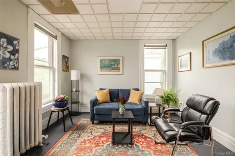 437 E Allen Street Hudson NY 12534