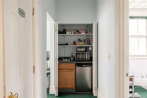 437 E Allen Street Hudson NY 12534