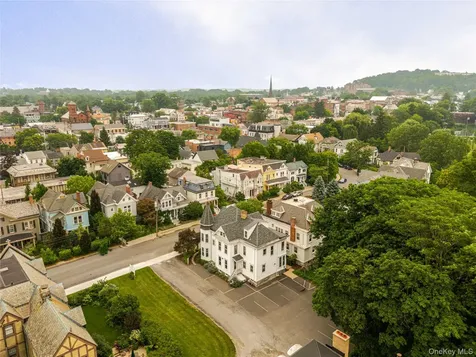 437 E Allen Street Hudson NY 12534