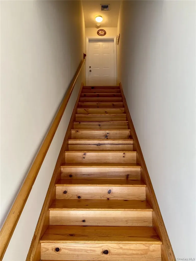259 Glen Cove Avenue Sea Cliff NY 11579
