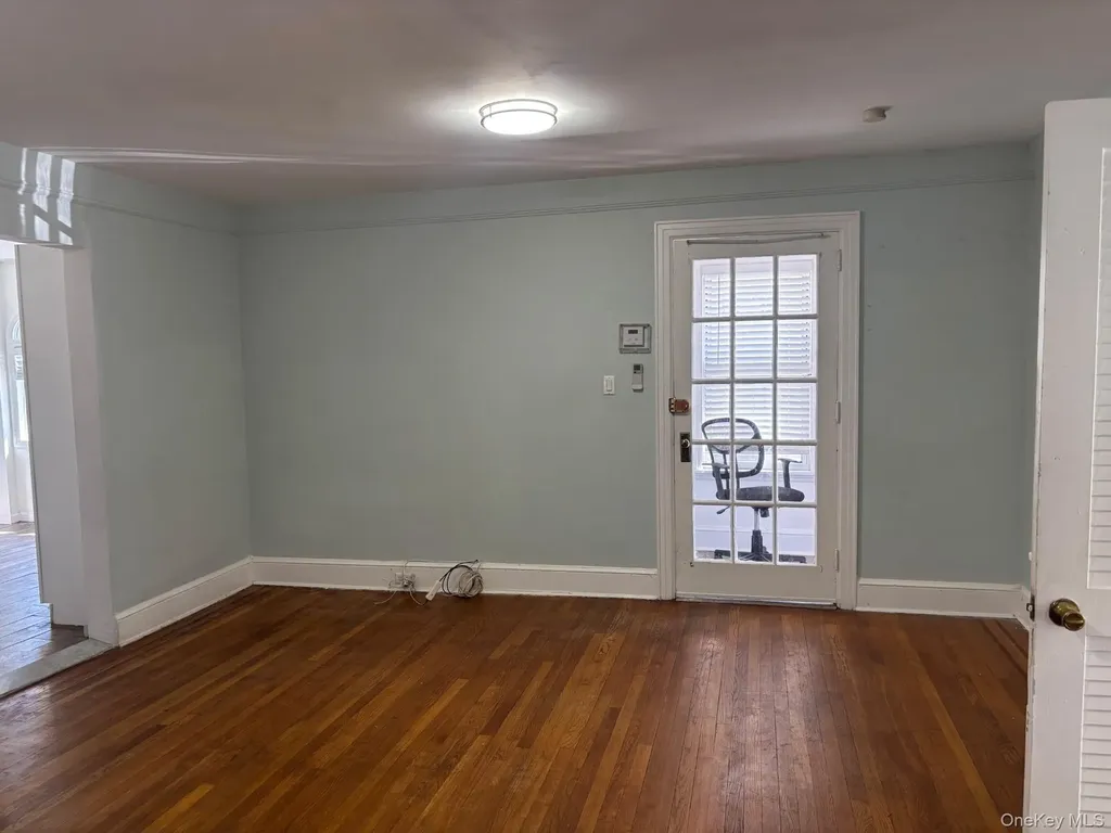 267 Plainfield Avenue Floral Park NY 11001