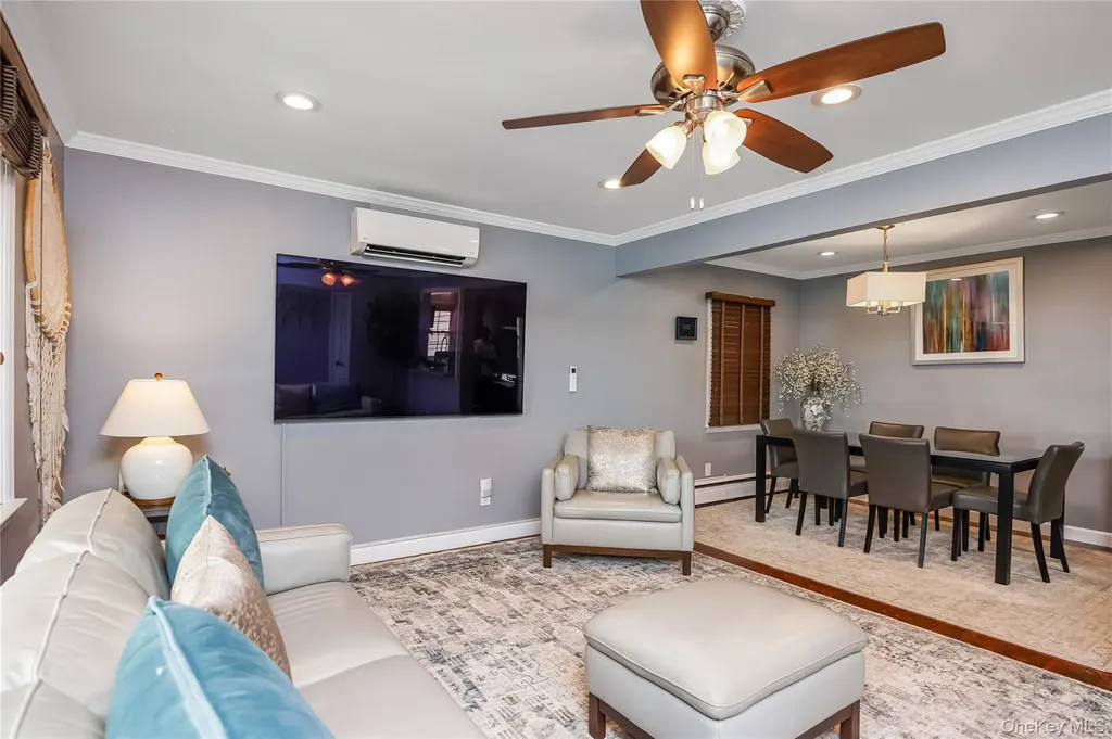 391 Bellmore Road East Meadow NY 11554