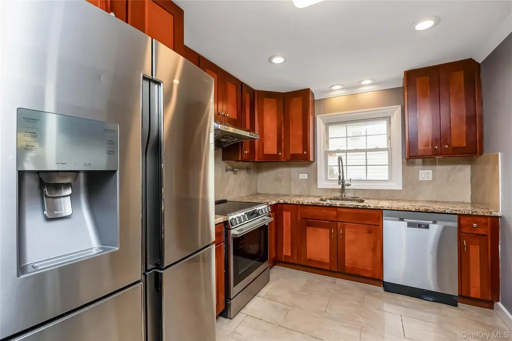 391 Bellmore Road East Meadow NY 11554