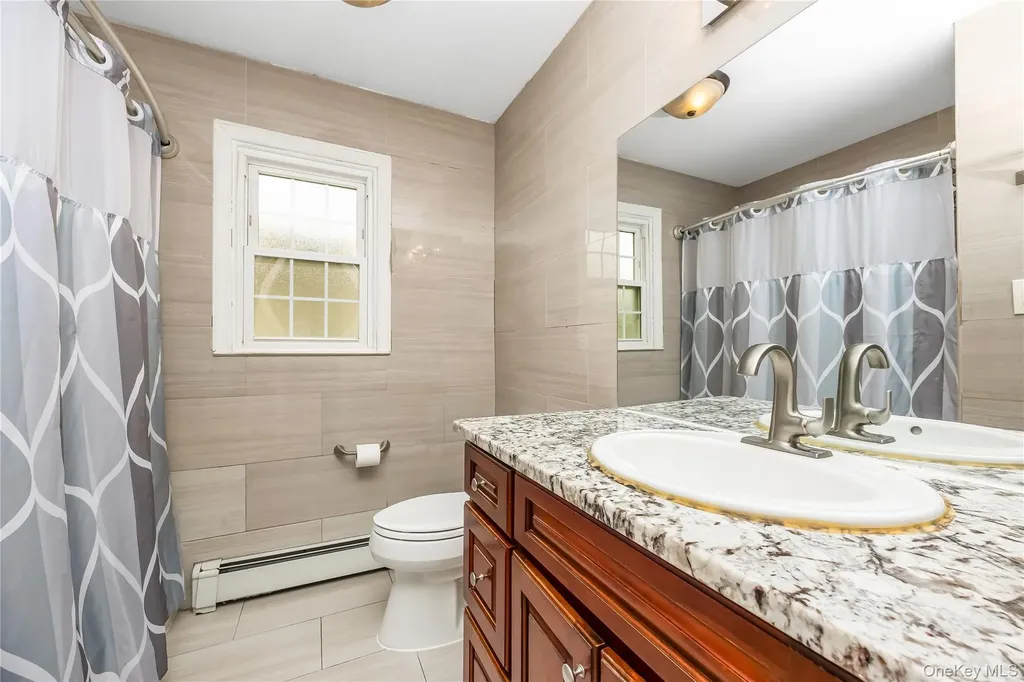 391 Bellmore Road East Meadow NY 11554