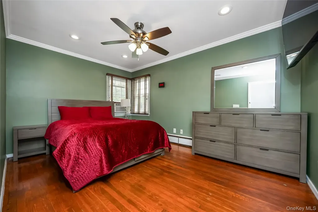 391 Bellmore Road East Meadow NY 11554