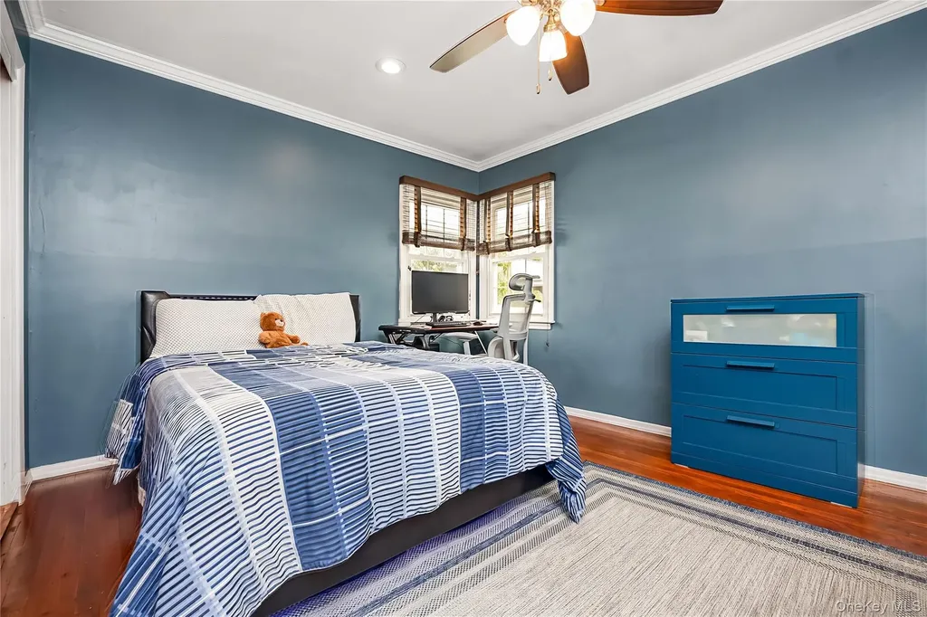 391 Bellmore Road East Meadow NY 11554