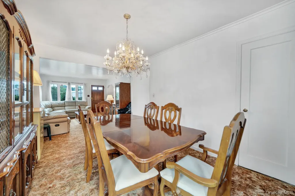 6 Lippold Street Merrick NY 11566