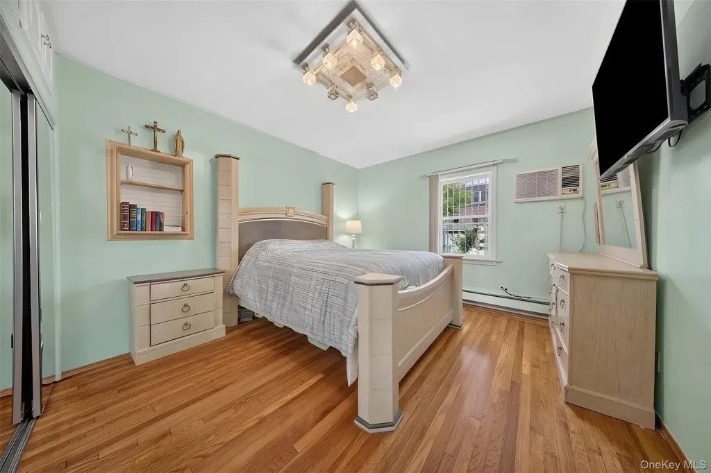 47-39 197th Street Flushing NY 11358