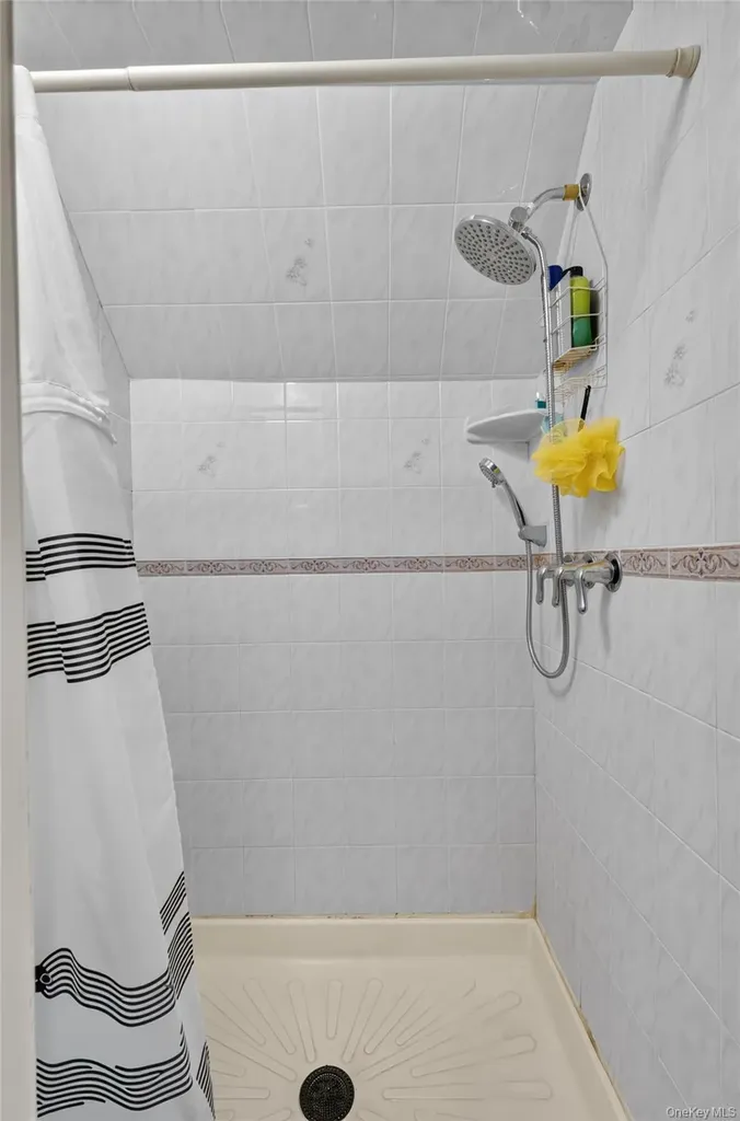 47-39 197th Street Flushing NY 11358