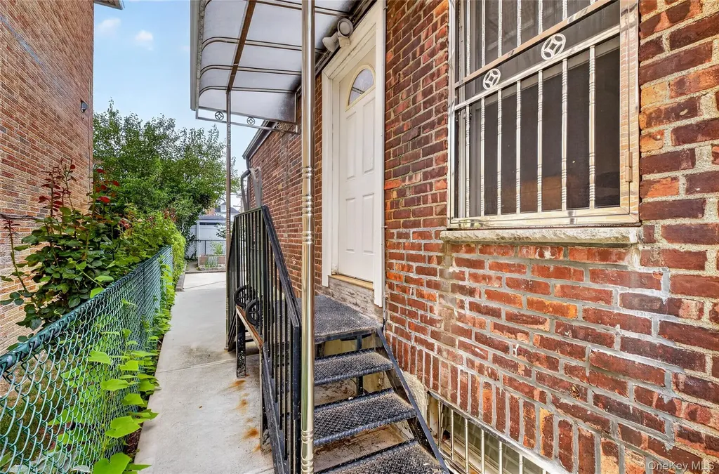 47-39 197th Street Flushing NY 11358