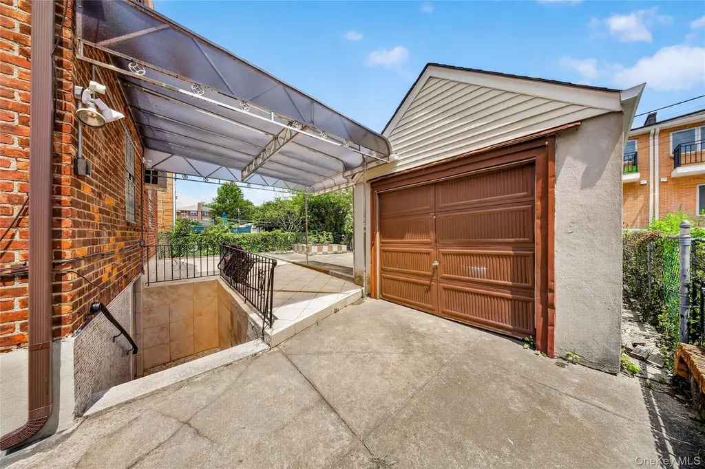 47-39 197th Street Flushing NY 11358
