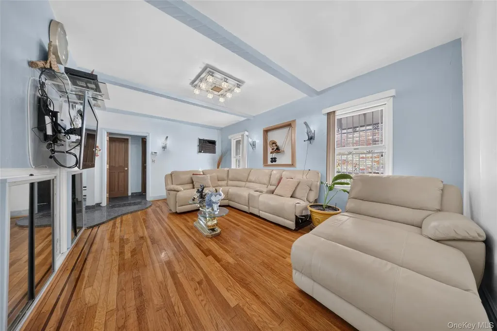 47-39 197th Street Flushing NY 11358