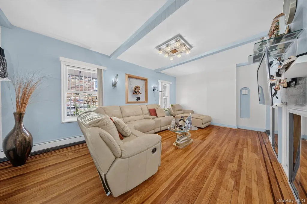 47-39 197th Street Flushing NY 11358