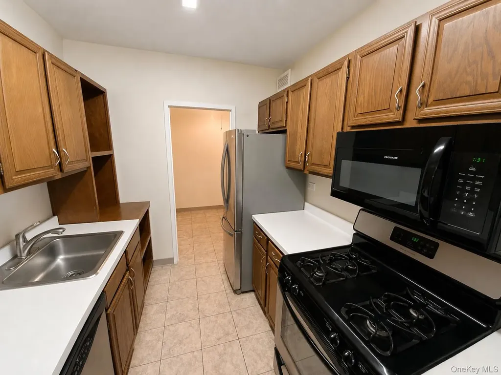 27110 Grand Central Parkway Floral Park NY 11005