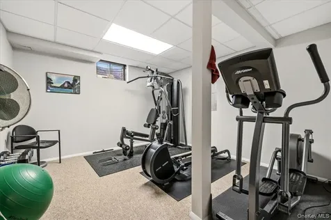 4 Shannon Drive Woodbury NY 11797