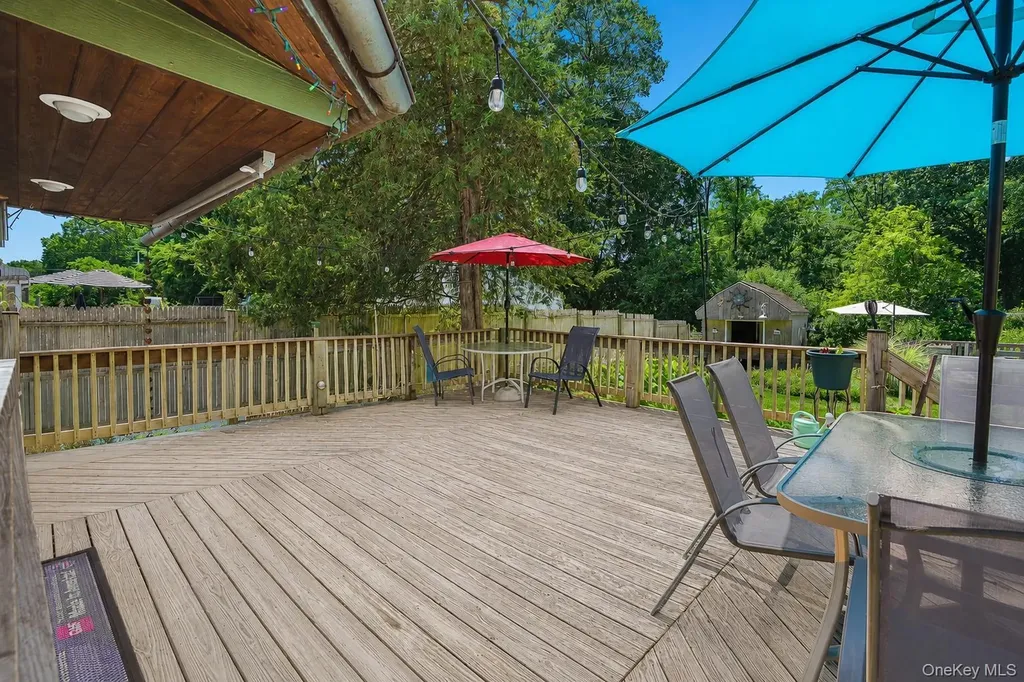 35 Lakeview Avenue Poughkeepsie NY 12601
