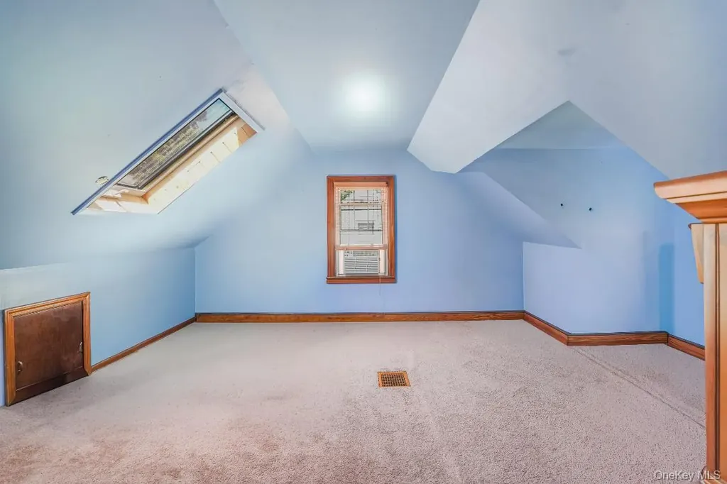 35 Lakeview Avenue Poughkeepsie NY 12601