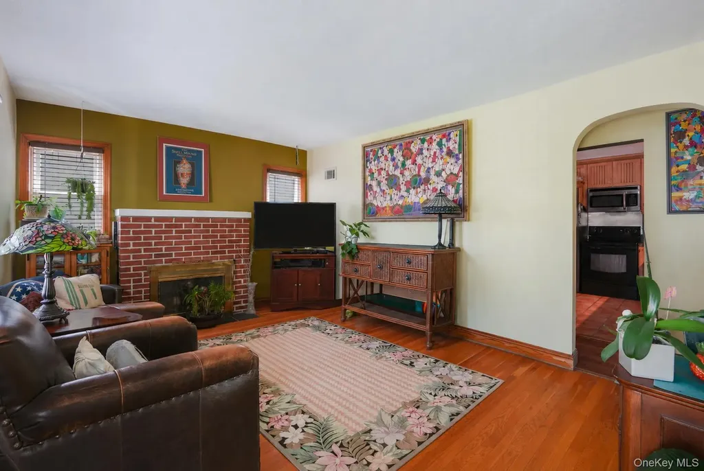 35 Lakeview Avenue Poughkeepsie NY 12601